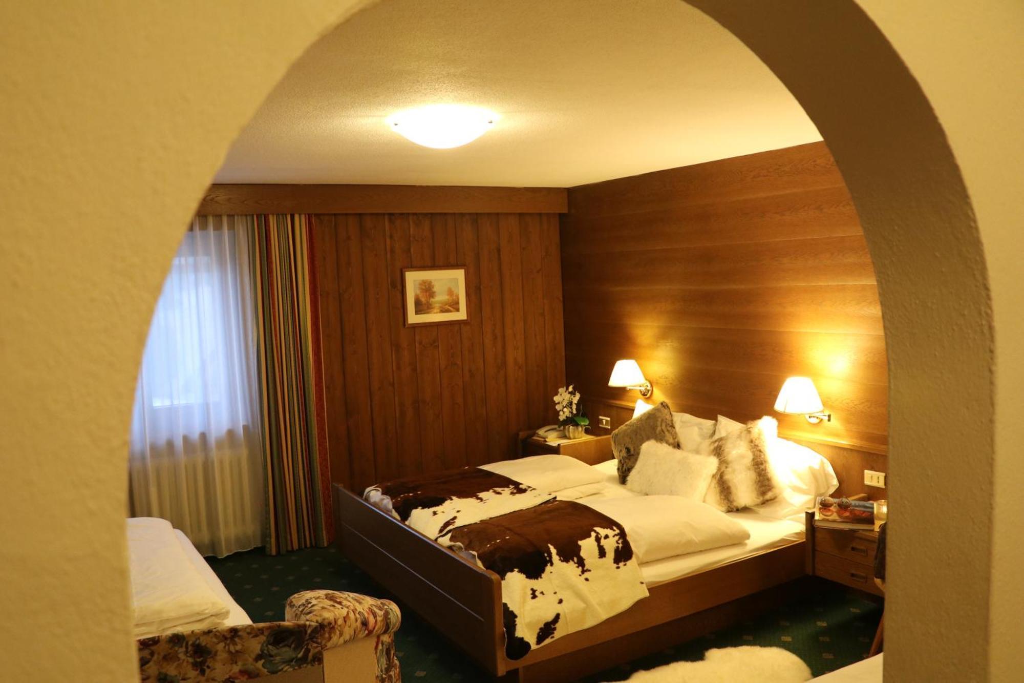 Hotel Serena Badia  Dış mekan fotoğraf