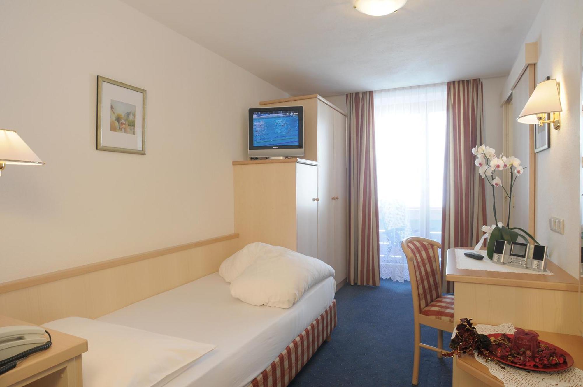Hotel Serena Badia  Oda fotoğraf